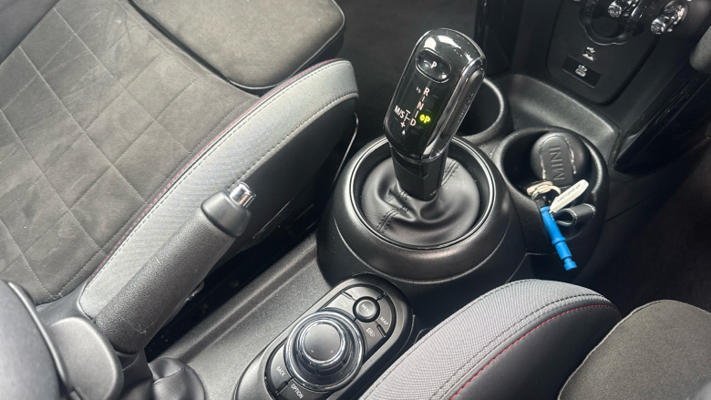 MINI Hatchback 1.5 Cooper Sport Premium 5dr Auto Petrol Hatchback